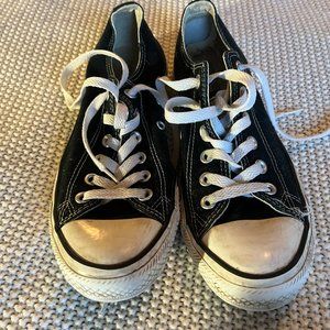 Black Converse Allstar Sneakers